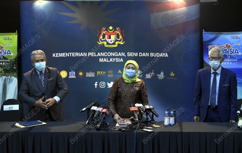 DATUK SERI NANCY SHUKRI