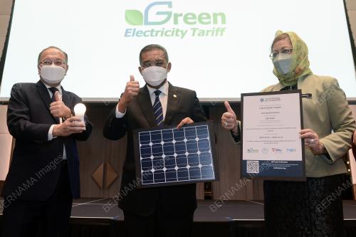 DATUK SERI TAKIYUDDIN HASSSAN
