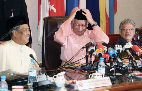 MOHD NAJIB TUN ABDUL RAZAK