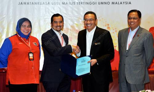 KL23_24112015_UMNO