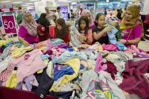 KL23_25062016_BAJU_RAYA