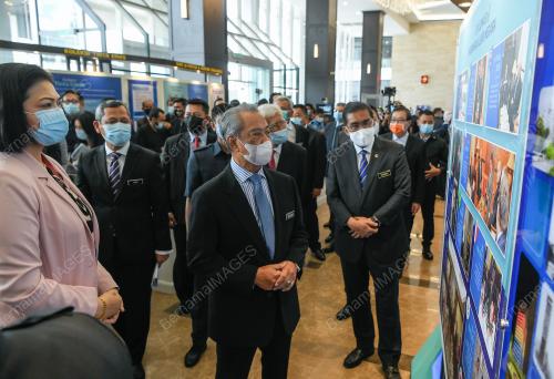 TAN SRI MUHYIDDIN YASSIN