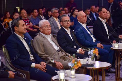 DATUK FAHMI FADZIL
