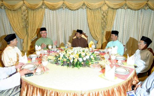 TUANKU MIZAN ZAINAL ABIDIN