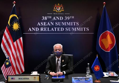 DATUK SERI ISMAIL SABRI YAAKOB