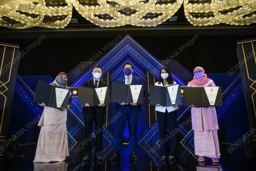 2020 MERDEKA AWARD & 2021 MERDEKA AWARD GRANT