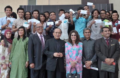 KL23_26122012_ASWARA
