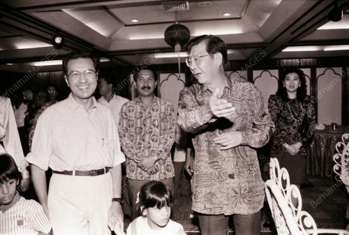 DATUK SERI DR MAHATHIR