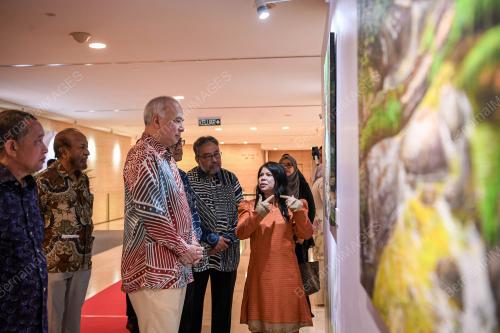 SULTAN PERAK SULTAN NAZRIN SHAH
