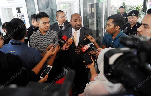 KL23_27112015_TABUNG_HAJI