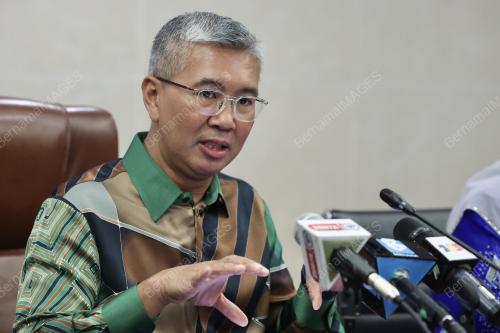 TENGKU DATUK SERI ZAFRUL ABDUL AZIZ