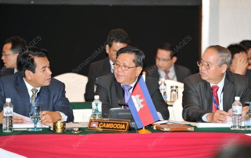 KL23_28022012_PERSIDANGAN