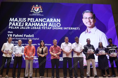 FAHMI FADZIL