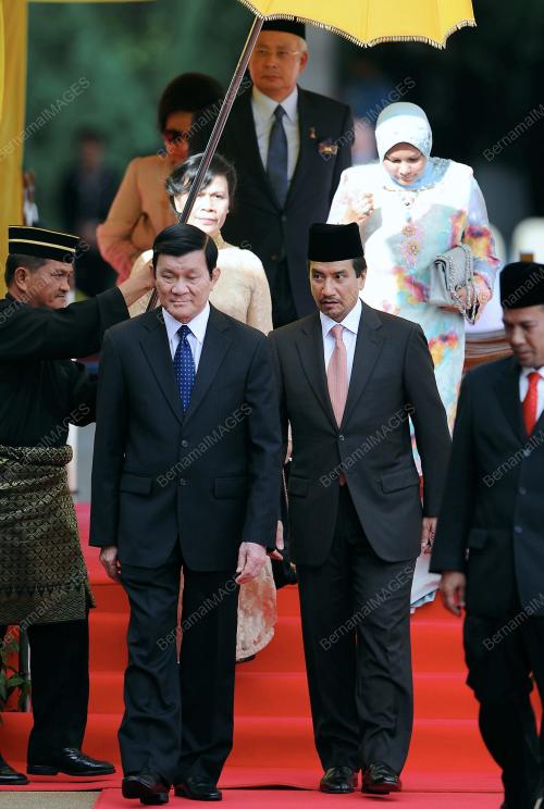 TUANKU MIZAN ZAINAL ABIDIN