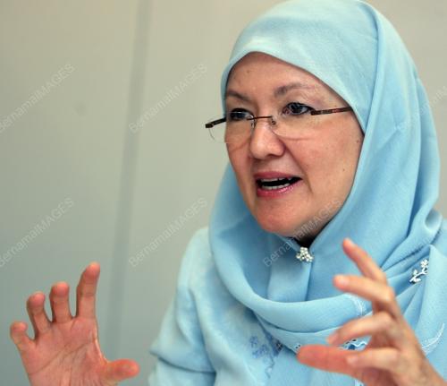 TUNKU SARA TUNKU AHMAD