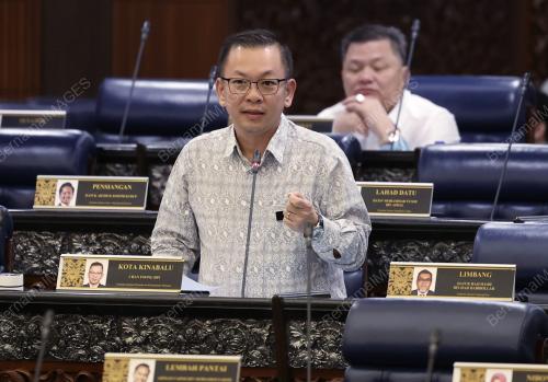 DATUK CHAN FOONG HIN