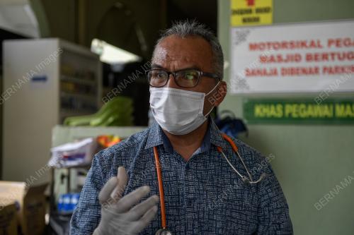 DR AHMAD ABDUL WAHID