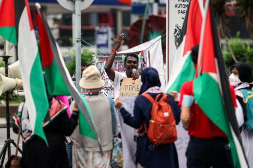 KEPUNG DEMI PALESTIN