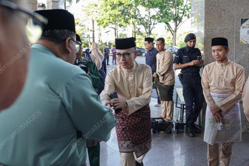 DATUK FAHMI FADZIL