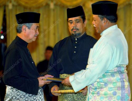 TUN ABDULLAH AHMAD BADAWI