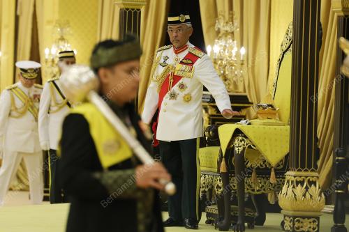 AL-SULTAN ABDULLAH RI'AYATUDDIN AL-MUSTAFA BILLAH SHAH