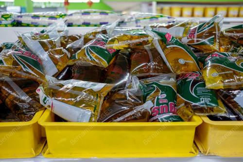 TINJAUAN HARGA MINYAK MASAK PAKET