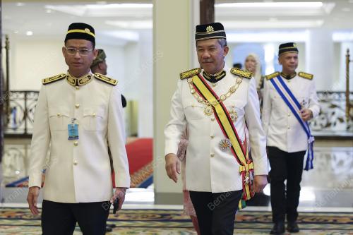 ISTIADAT PERTABALAN YANG DIPERTUAN AGONG KE-17
