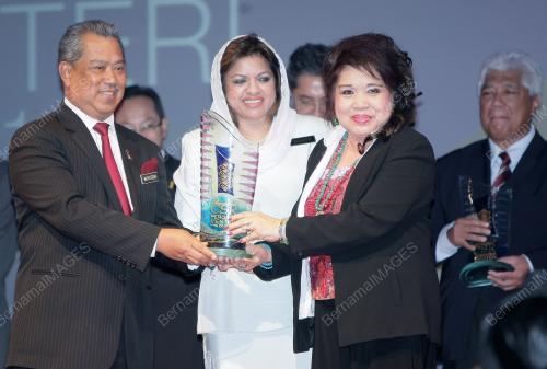 CSR_AWARDS