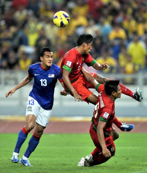 KL24_01122012_AFF_CUP