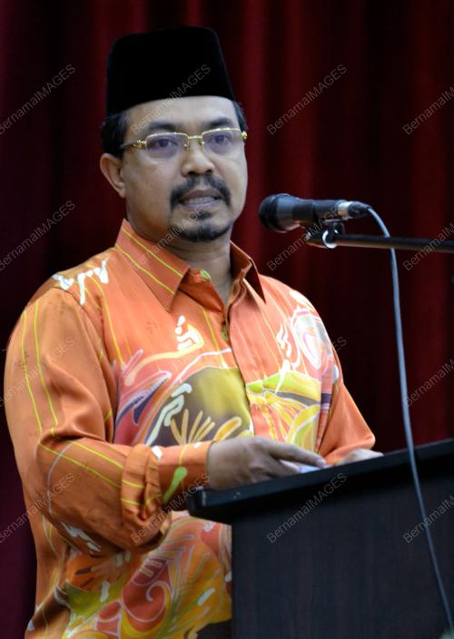 DATUK SERI JAMIL KHIR BAHAROM