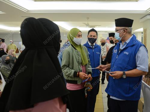 TAN SRI NOH OMAR