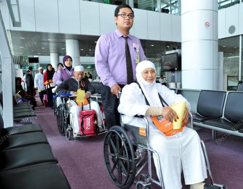 KL24_02112012_KLIA_HAJI