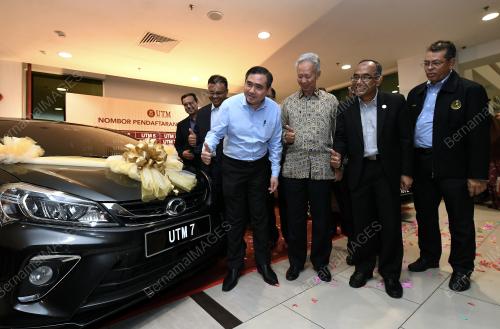 ANTHONY LOKE SIEW FOOK
