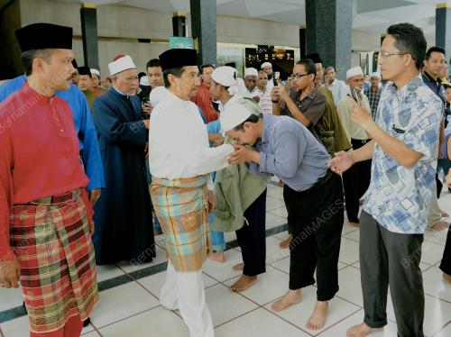 TUANKU MIZAN ZAINAL ABIDIN