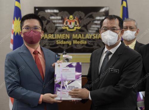 DATUK NIK AZMAN NIK ABDUL MAJID