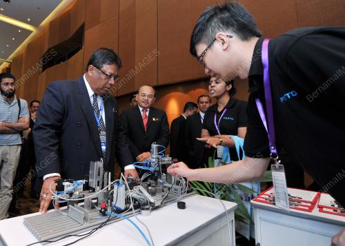 KL24_03092013_HRDF