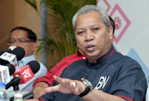 KL24_03102016_UMNO