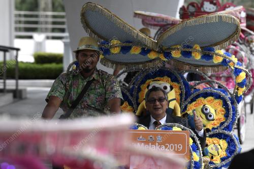 KL24_04042019_PARLIMEN_CPA_BN201904045504