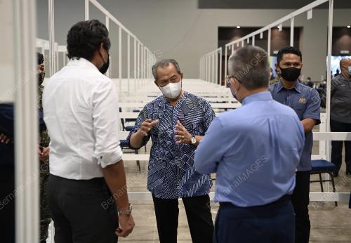 TAN SRI MUHYIDDIN YASSIN