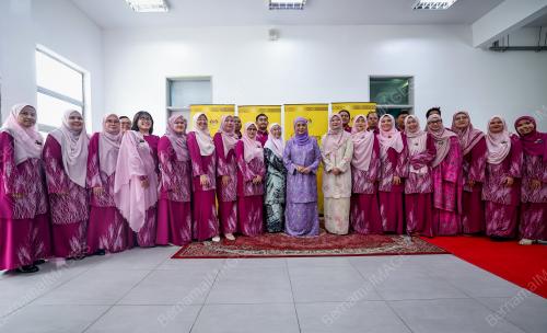 RAJA ZARITH SOFIAH
