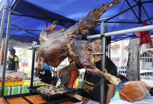 KL24_04072014_BAZAAR