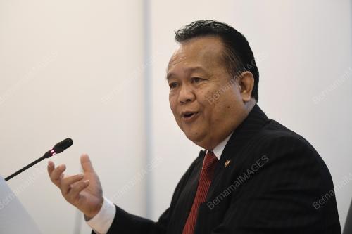 DATUK SERI ALEXANDER NANTA LINGGI