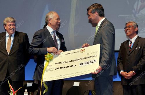 KL24_04102012_PM_IAACA