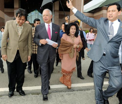 KL24_04112012_PM_LAOS