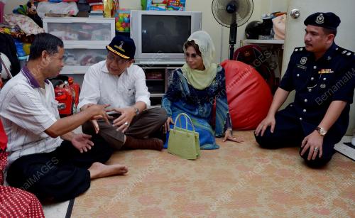 KL24_04122012_RAIS