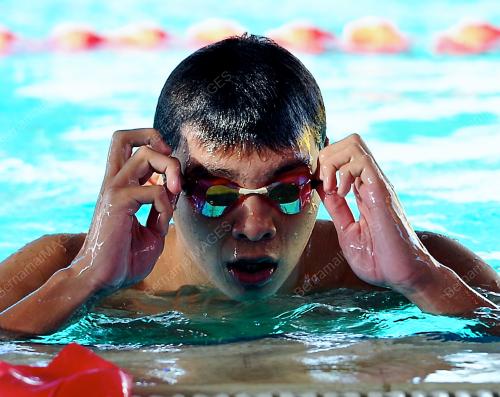 KL24_05052012_Renang_Emas