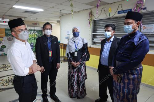 FAHMI FADZIL