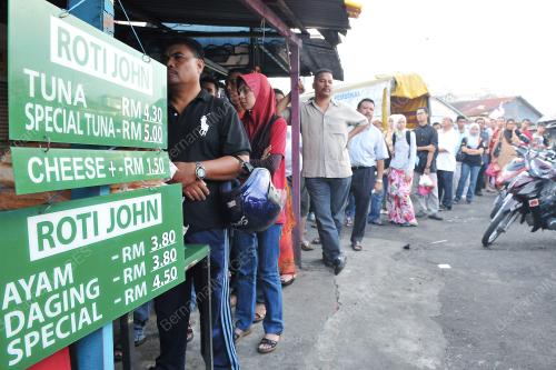 PASAR RAMADHAN KERAMAT
