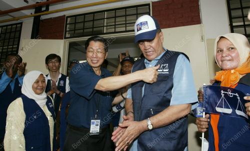 DATUK SERI ZULHASNAN RAFIQUE