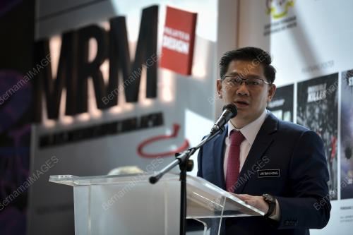 DATUK LIM BAN HONG